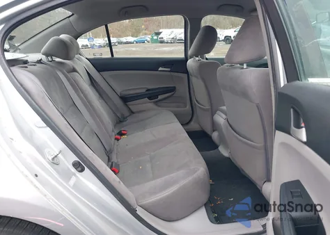 2011 Honda Accord 2.4 Lx z USA, uszkodzony, nr VIN 1HGCP2F38BA016080